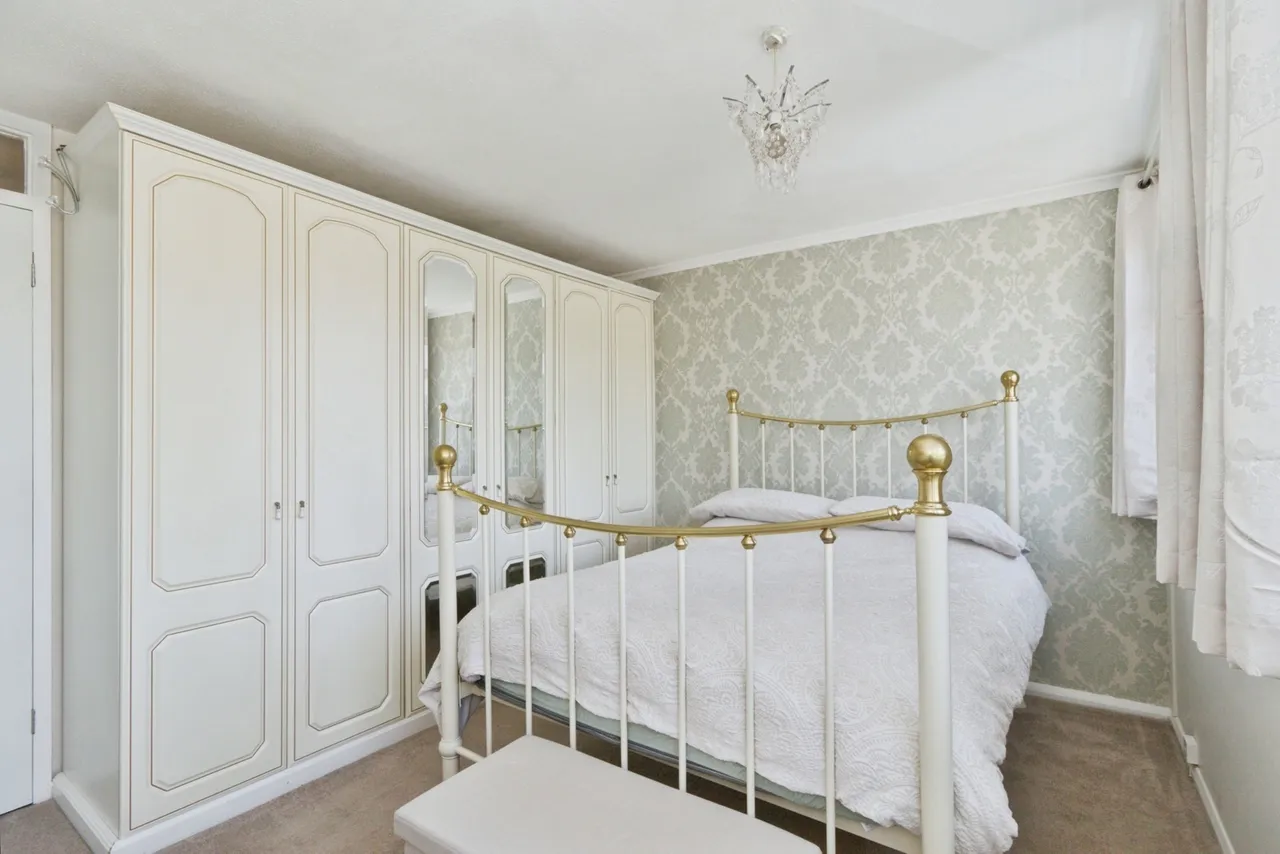 Dorothy Evans Close, Bexleyheath, DA7, photo 6