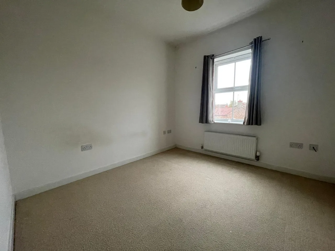 Larch Road, Selby, photo 8