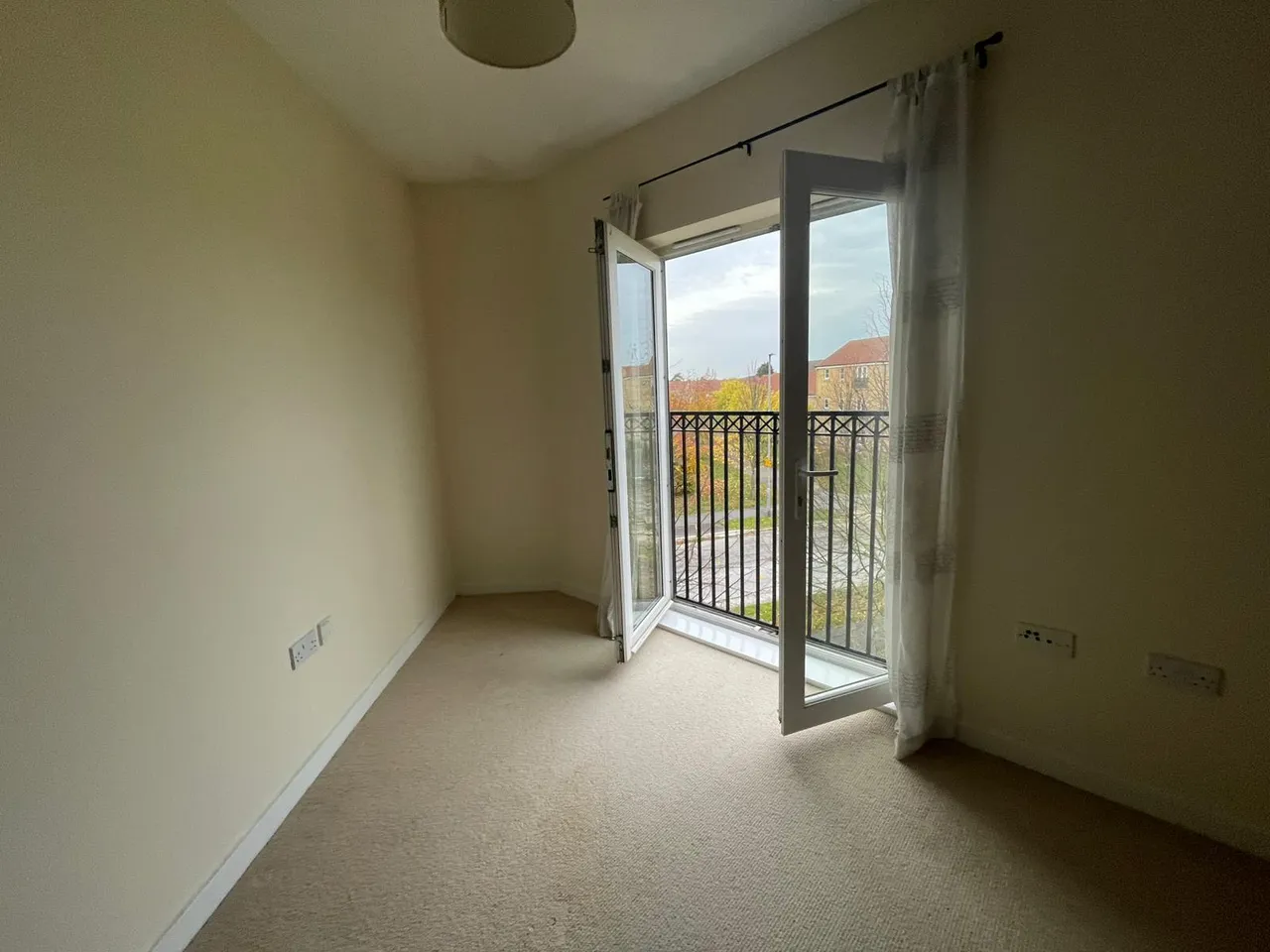 Larch Road, Selby, photo 5