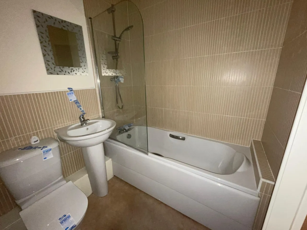 Larch Road, Selby, photo 9