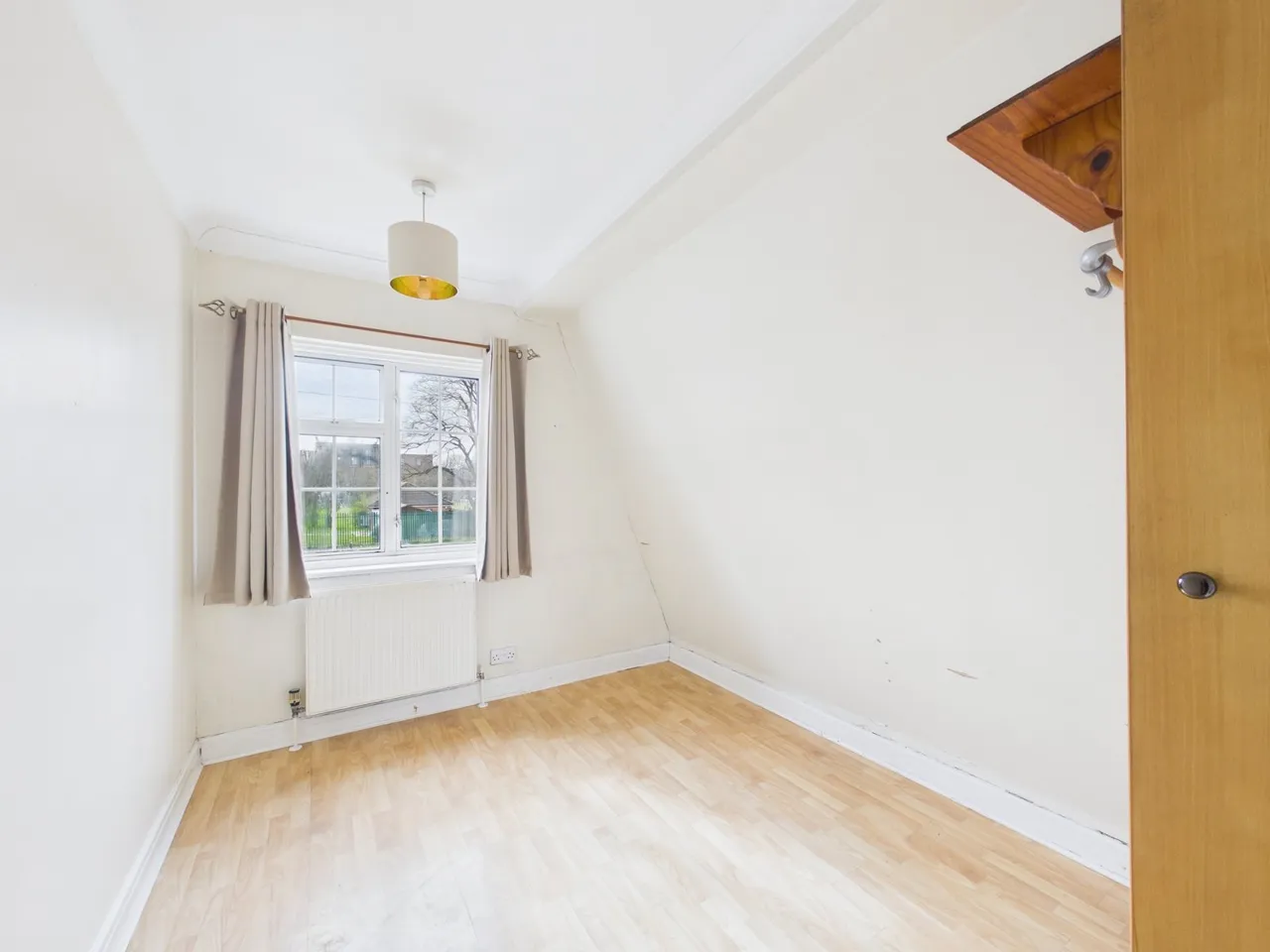Ashford, Surrey, photo 18