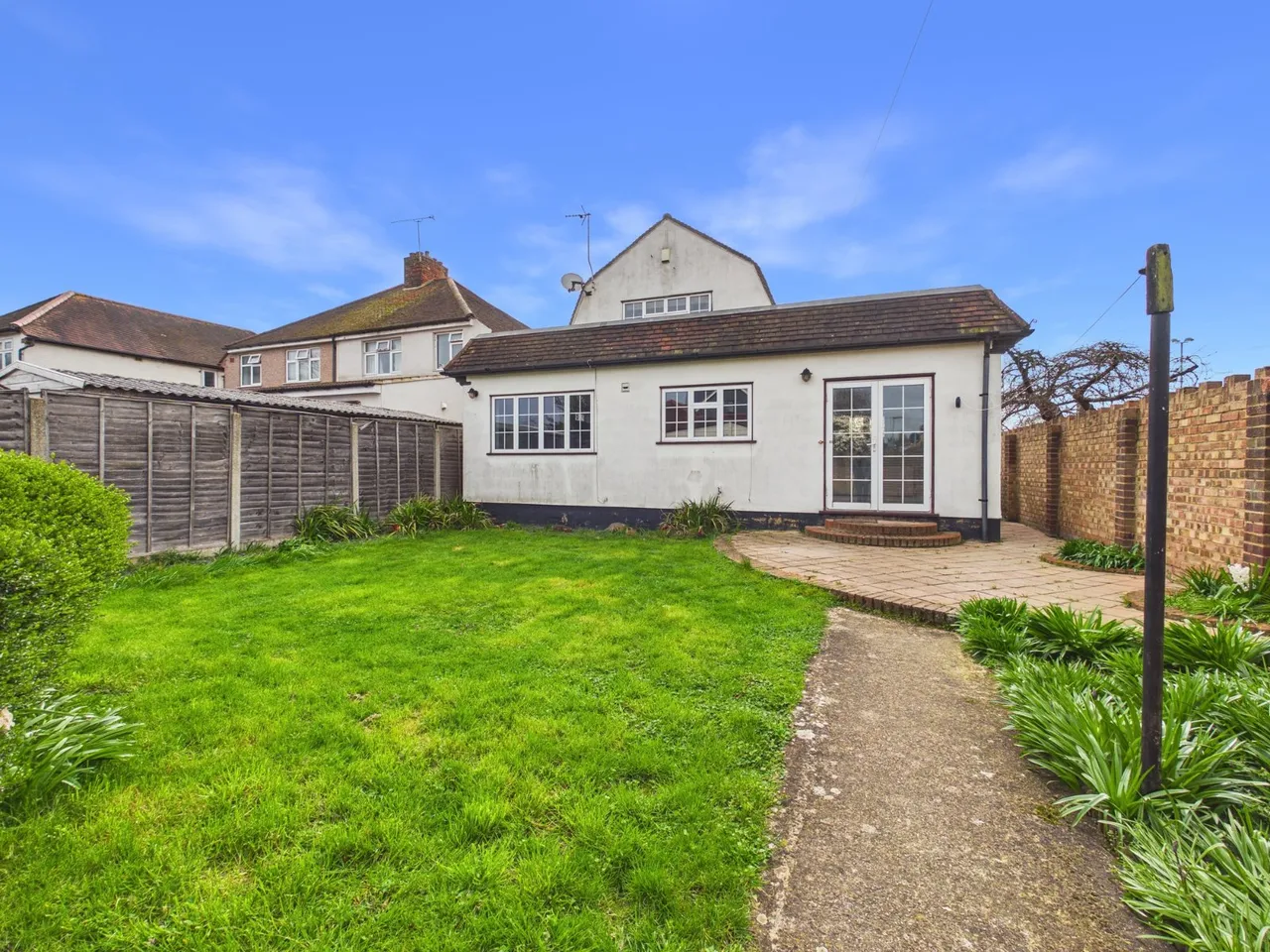 Ashford, Surrey, photo 21