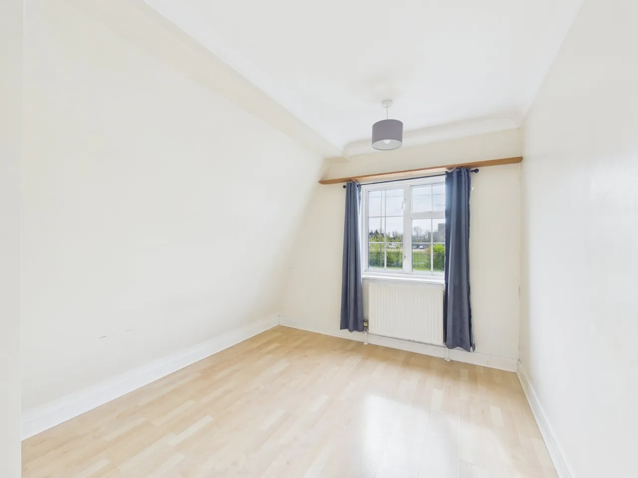 Ashford, Surrey, photo 19