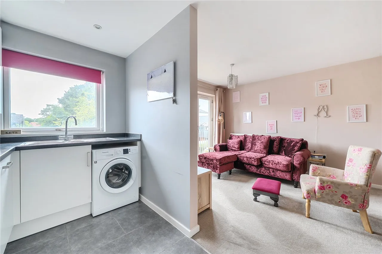 London Road, Binfield, Bracknell, Berkshire, RG42 4FA, photo 7
