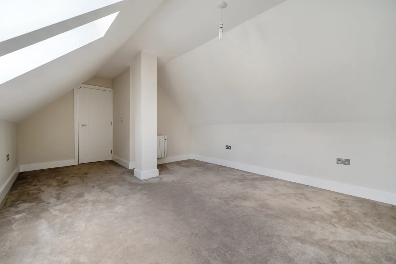Furlong Road, Bourne End, SL8, photo 11