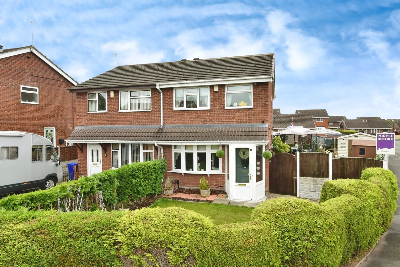 3 bed house for sale — Rachel Grove, Stoke-On-Trent