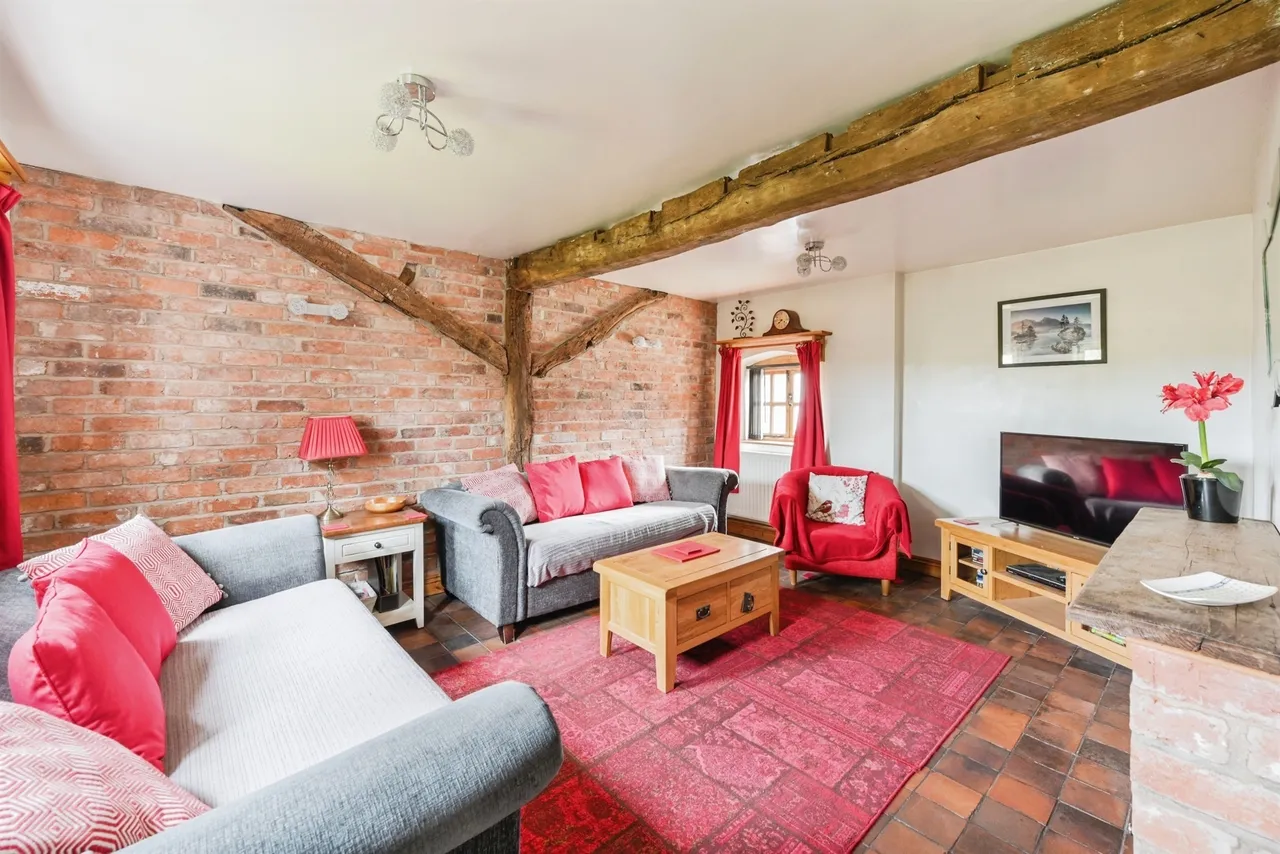 Fieldfare Cottage, Leigh, ST10, photo 5