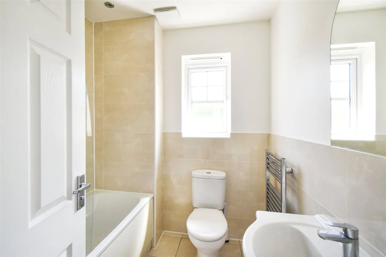Athoke Croft, Hook, Hampshire, RG27 9UE, photo 9