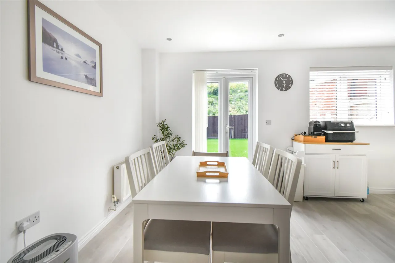 Athoke Croft, Hook, Hampshire, RG27 9UE, photo 7