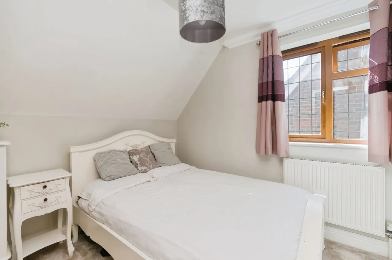 Mill Close, Staplecross, TN32, photo 14