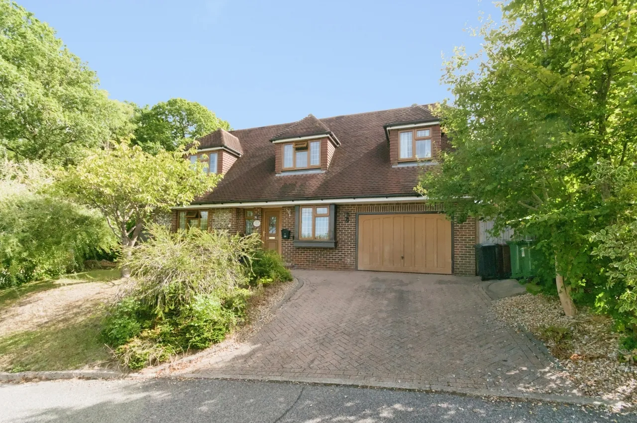Mill Close, Staplecross, TN32, photo 23