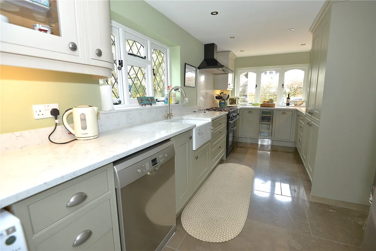 Hyde Lane, Stuckton, Fordingbridge, Hampshire, SP6 2HD, photo 2