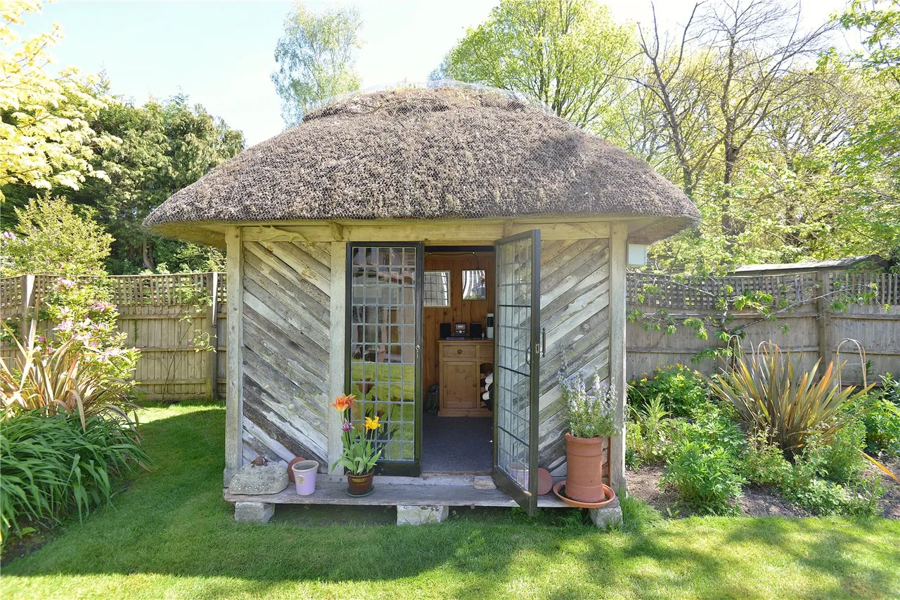 Hyde Lane, Stuckton, Fordingbridge, Hampshire, SP6 2HD, photo 18