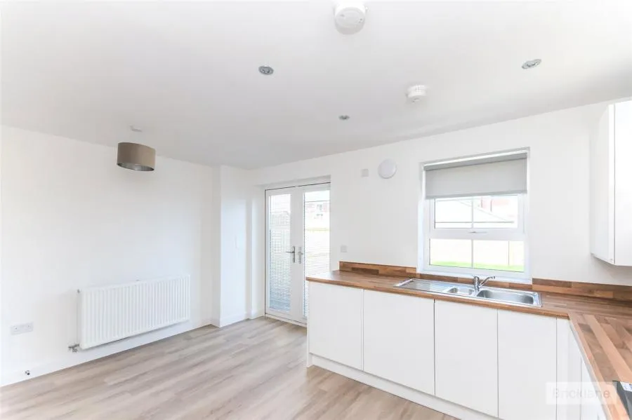 Tangmere Road, Hailsham, BN27, photo 3