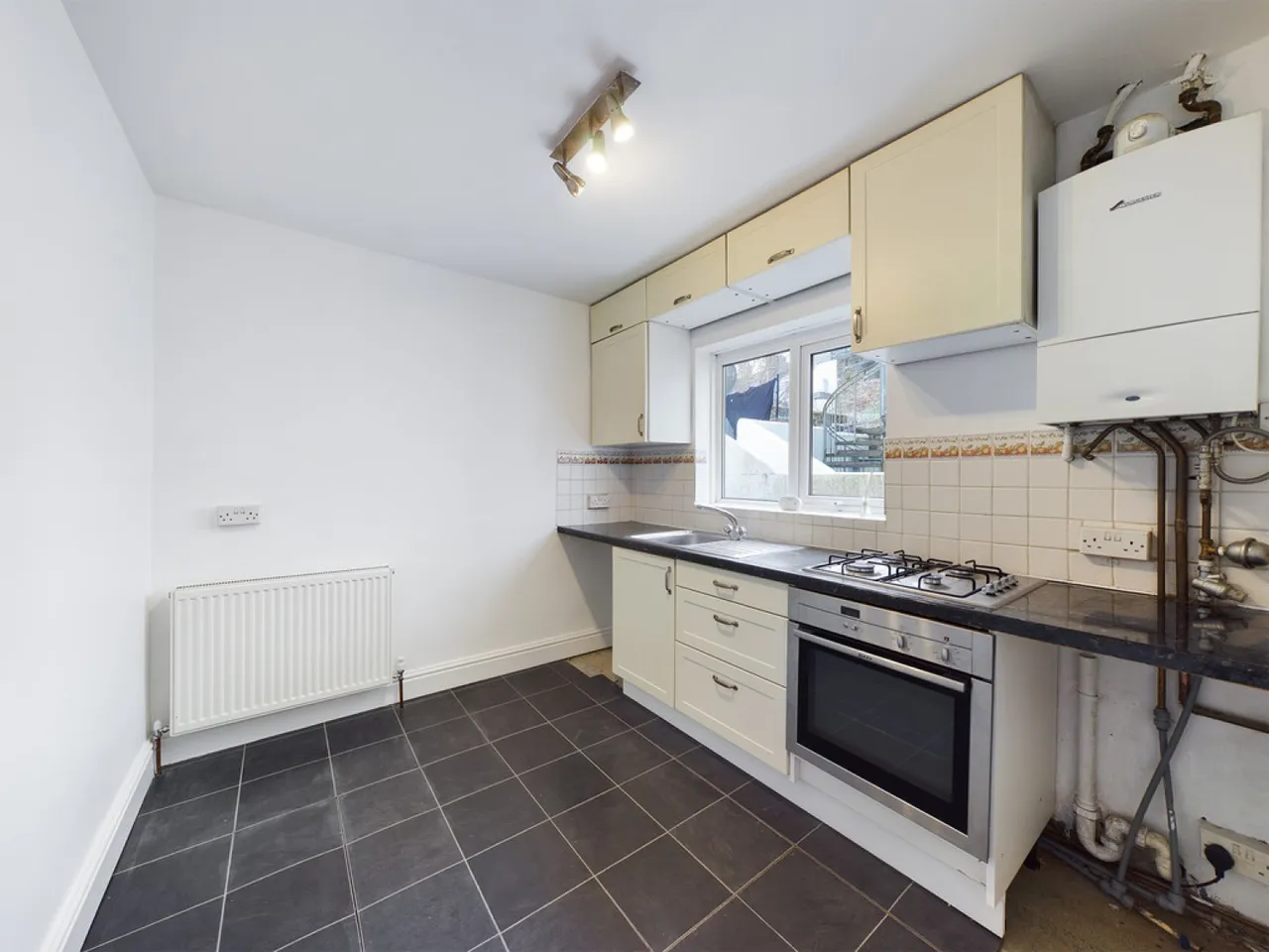 Hoe Street, Plymouth, PL1, photo 4