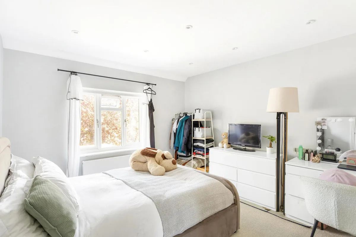 Vallis Way, London, W13, photo 12