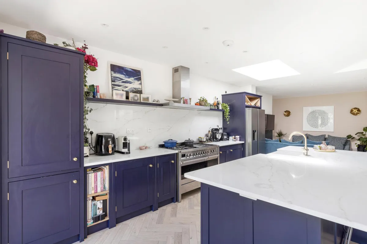 Vallis Way, London, W13, photo 5