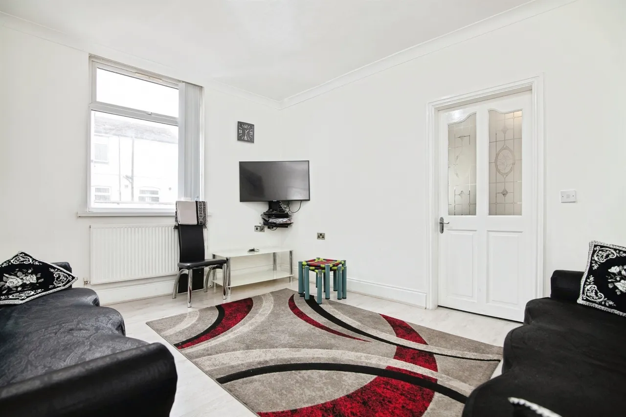 Cheshire Road, Smethwick, photo 8