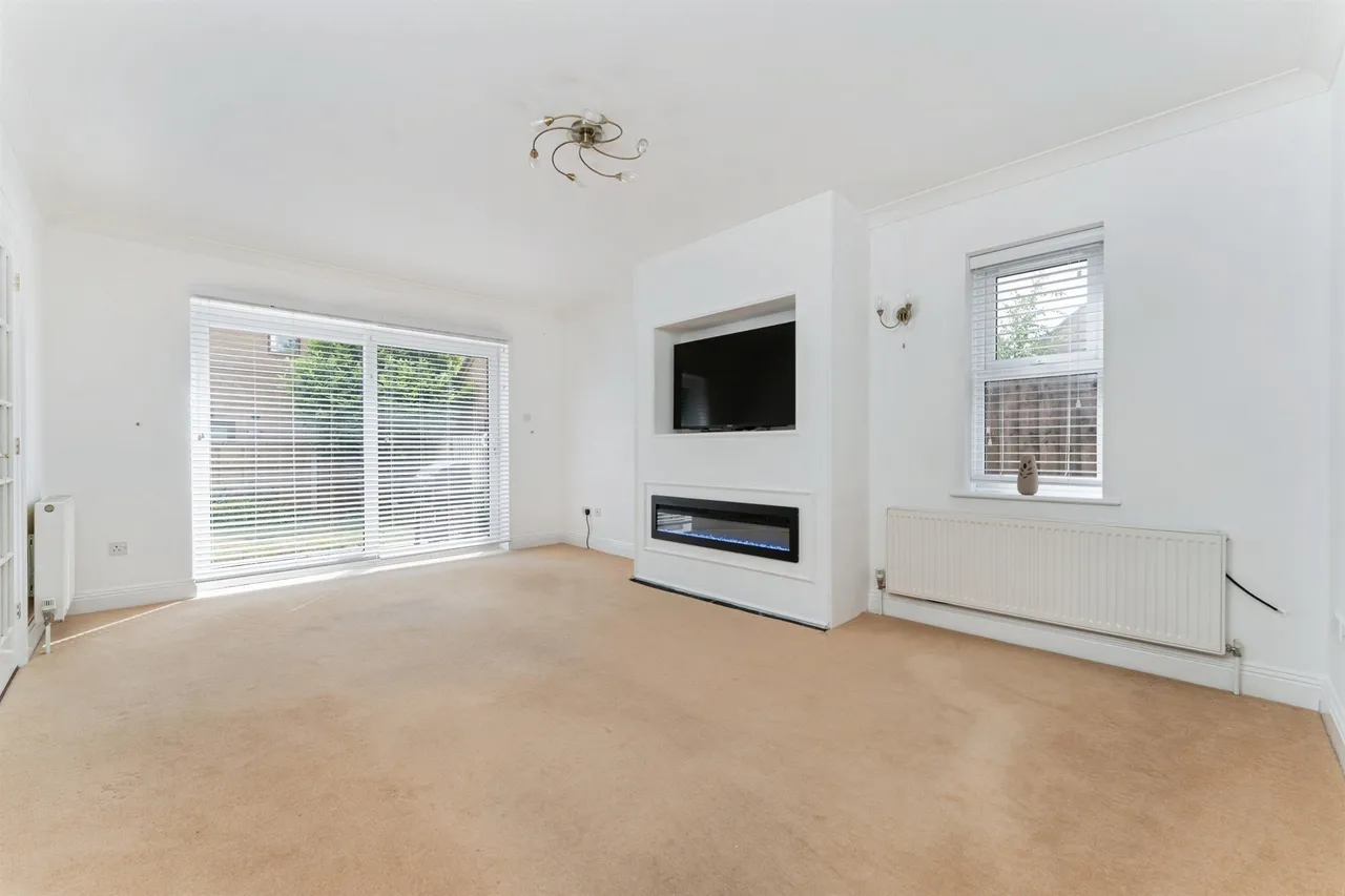Holme Road, Huntingdon, PE26, photo 5