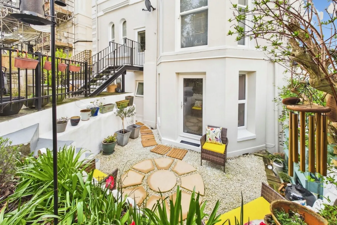 Augusta Gardens, Folkestone, CT20, photo 9