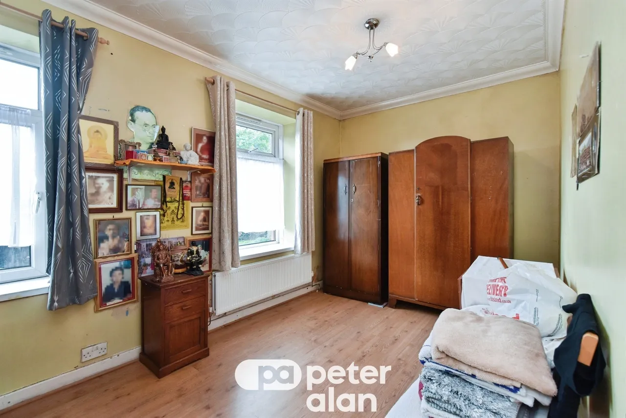 Poplar House Mountain Ash, CF45, photo 9