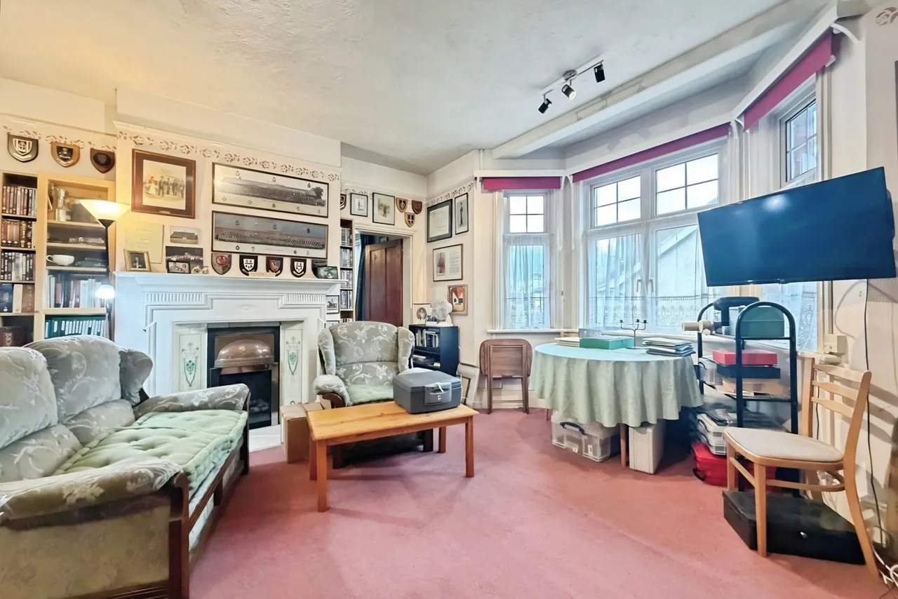 Shawfield Road, Ash, Surrey, GU12 5DJ, photo 6