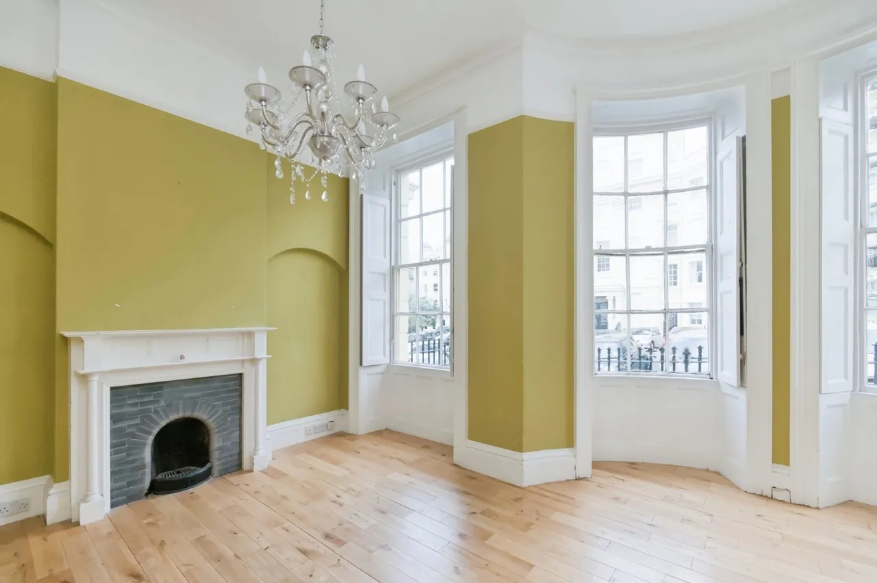 Brunswick Square, Hove, BN3, photo 2