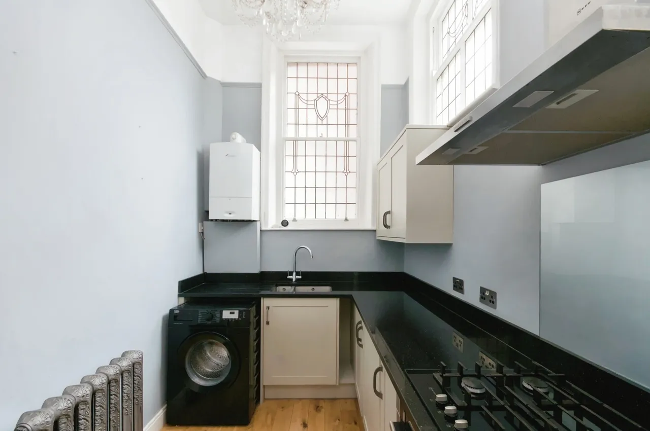 Brunswick Square, Hove, BN3, photo 7