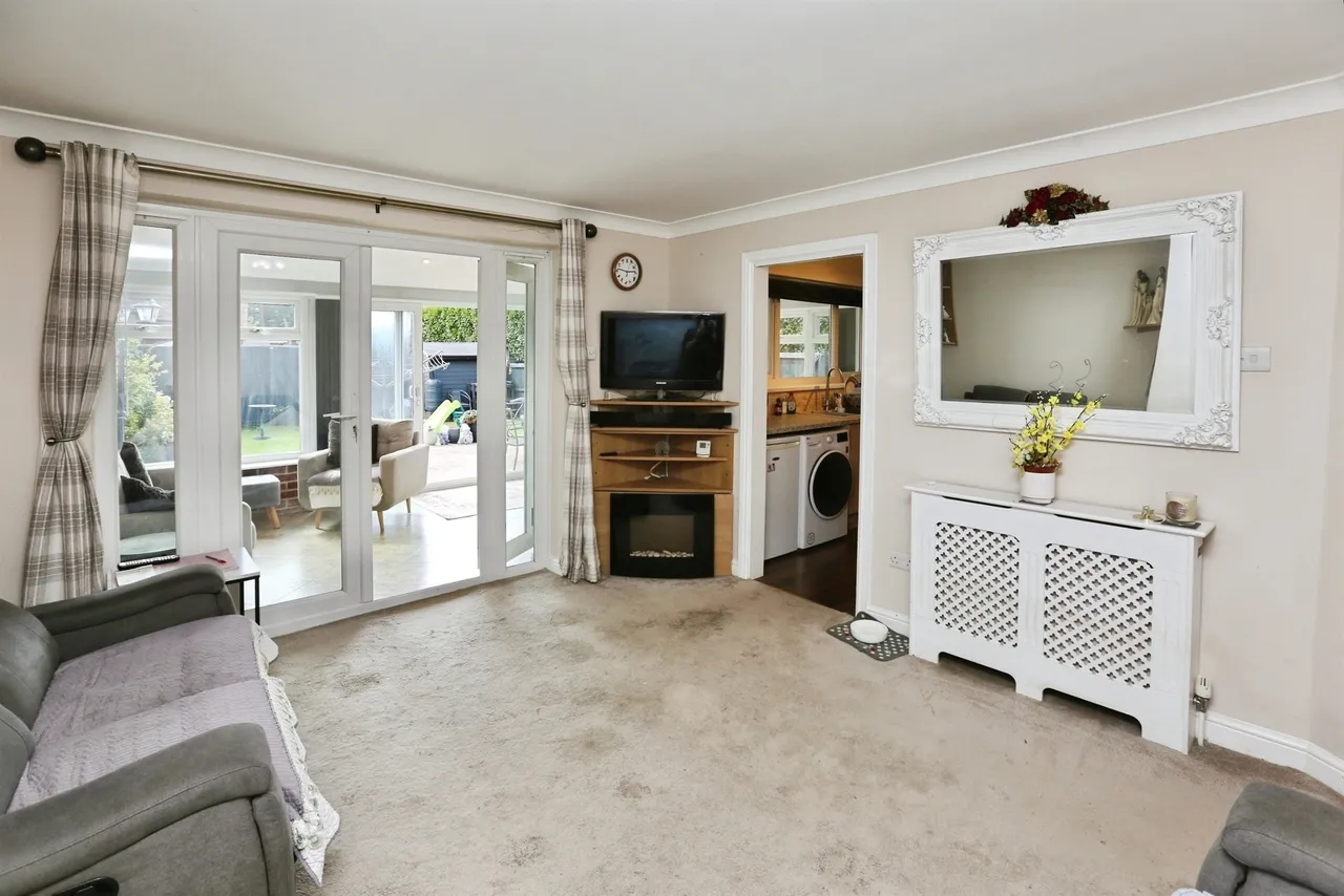 Priestwood Close, Southampton, photo 2