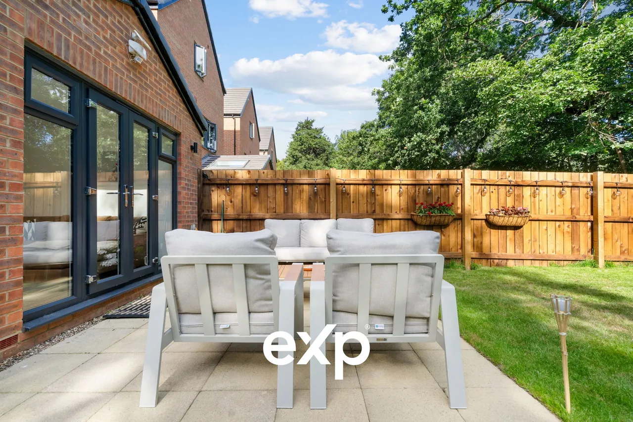 Stapleton Close, Egham, TW20, photo 29