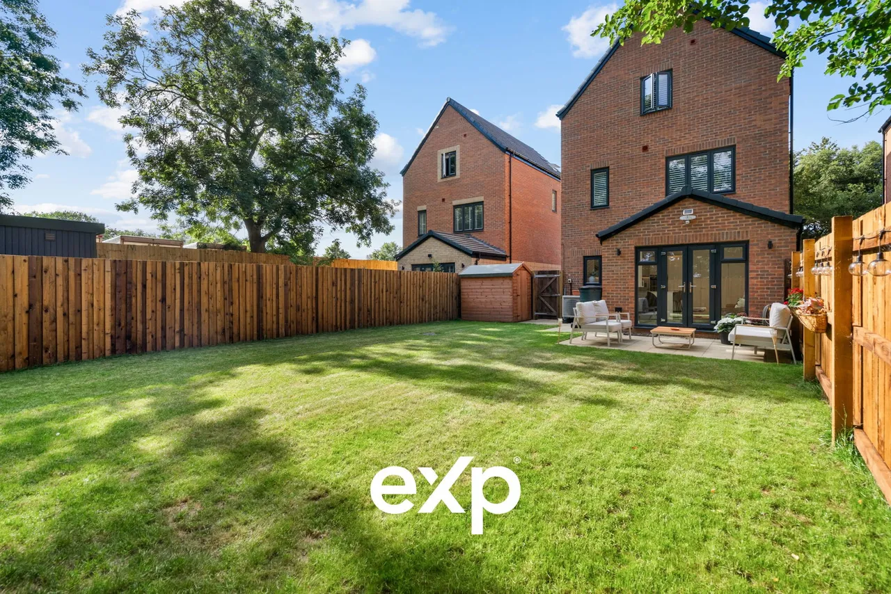 Stapleton Close, Egham, TW20, photo 31