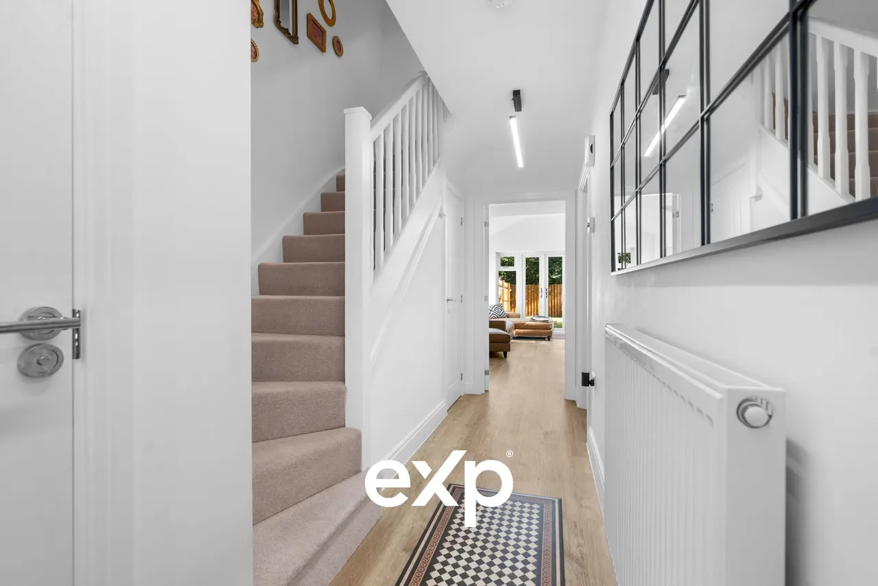 Stapleton Close, Egham, TW20, photo 11