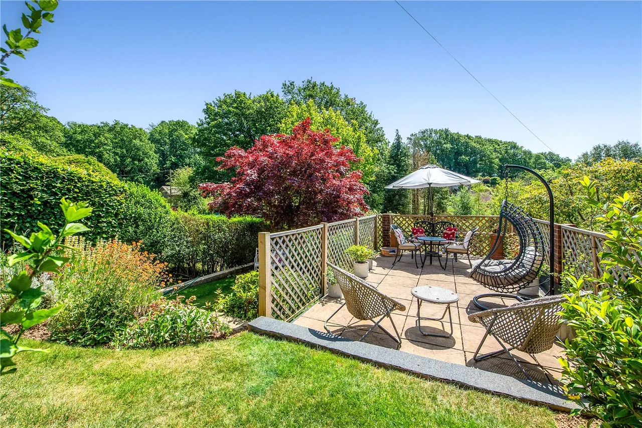 Oak Cottages, Fyning Lane, Rogate, Petersfield, GU31, photo 12