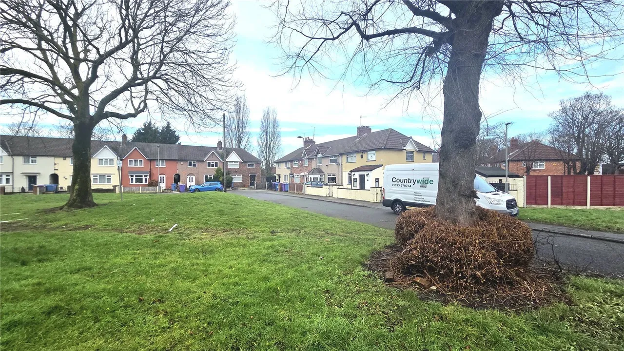 New Hall Lane, Liverpool, L11, photo 12