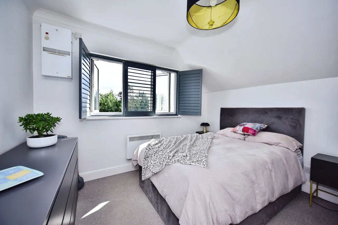 Meadow Bank, WEST MALLING, photo 9