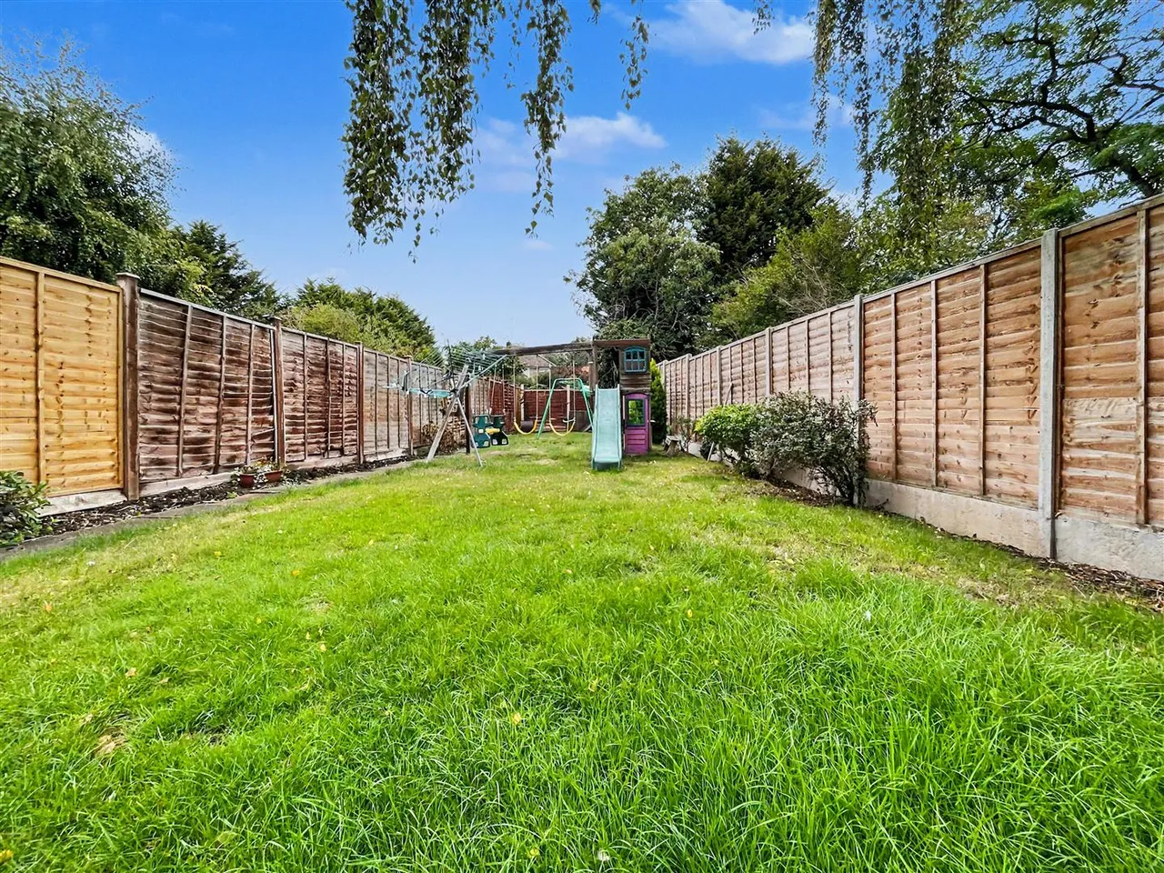 Queen Street, Oadby, LE2, photo 4