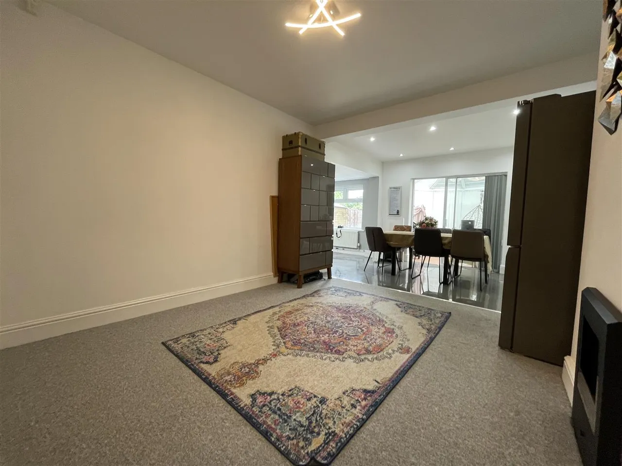 Queen Street, Oadby, LE2, photo 11