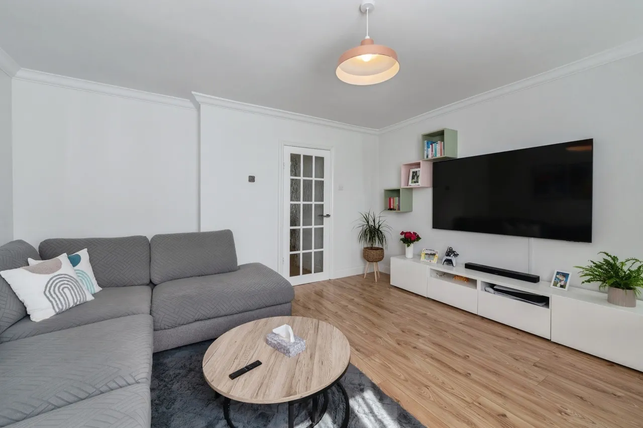 Railway Square, BRENTWOOD, Essex, CM14, photo 14