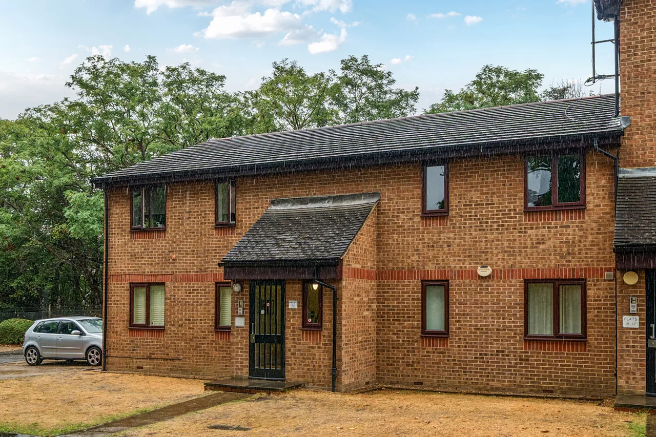 Bernard Ashley Drive, SE7, photo 13