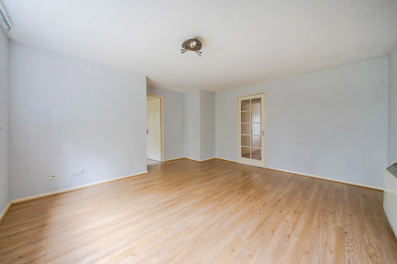 Bernard Ashley Drive, SE7, photo 14