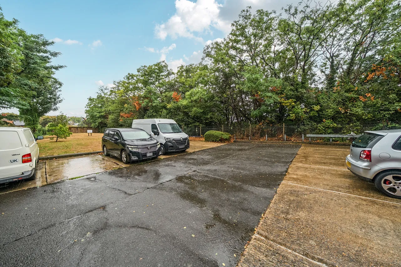 Bernard Ashley Drive, SE7, photo 12