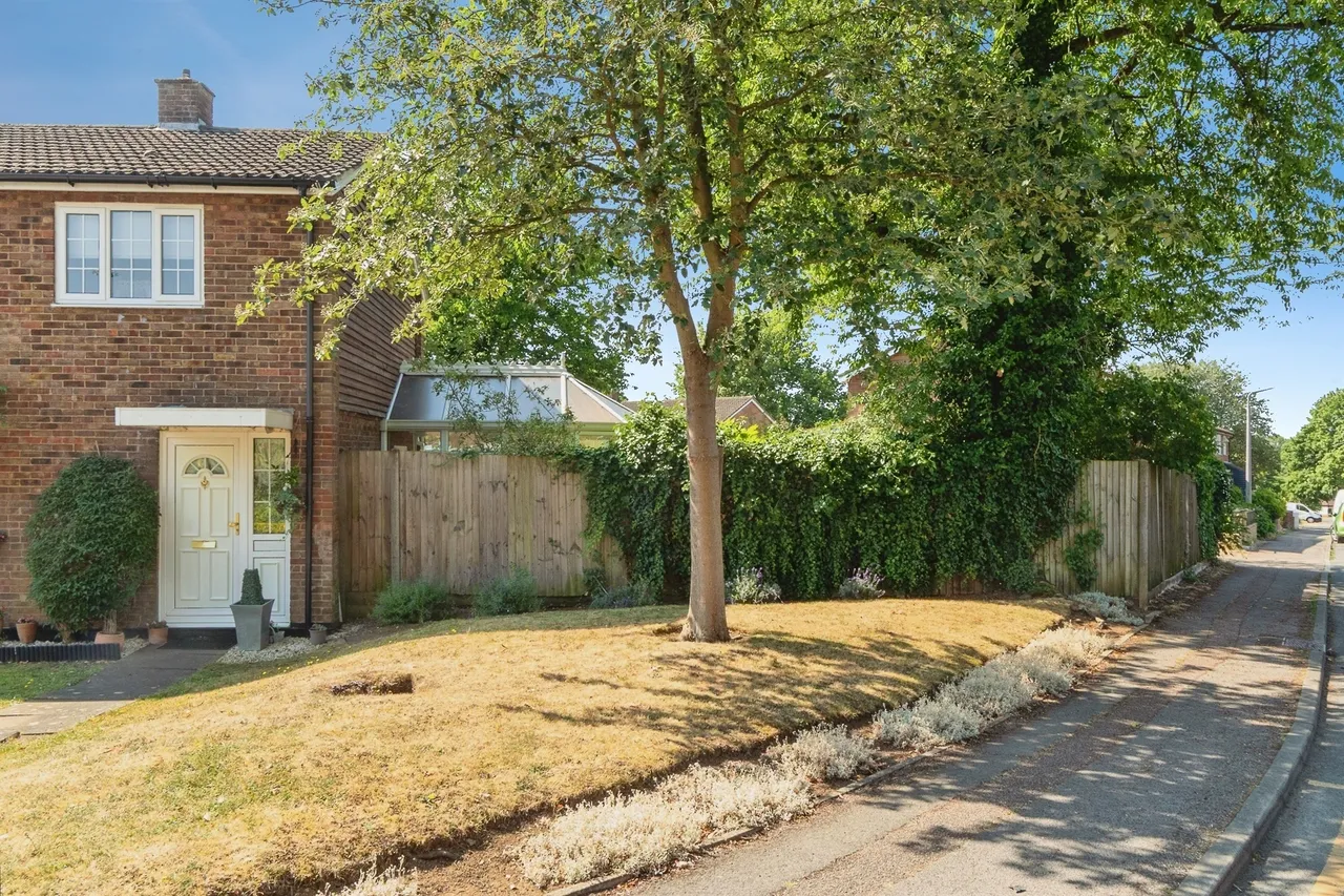 Raleigh Crescent, Stevenage, SG2, photo 2