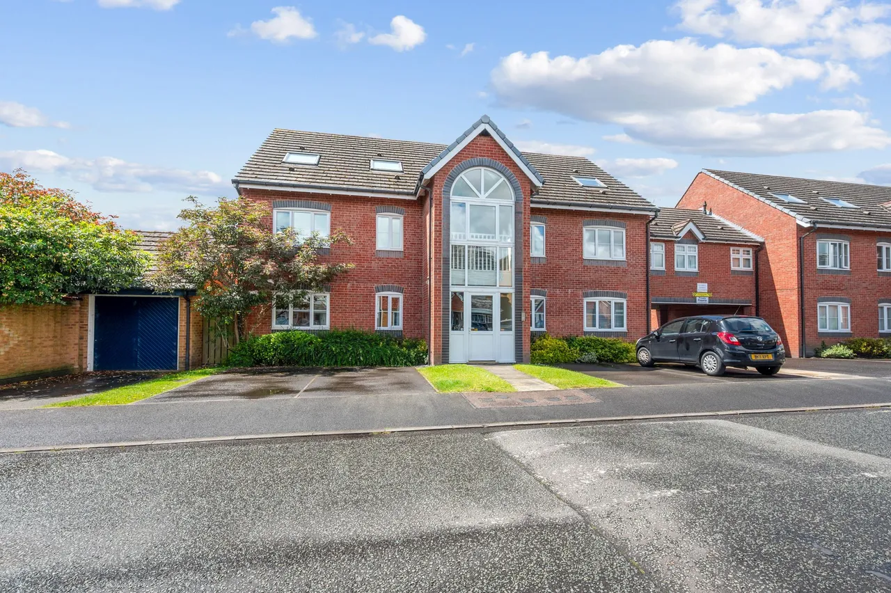 Parkside Avenue, Skelmersdale, Skelmersdale, WN8 8BQ, photo 2