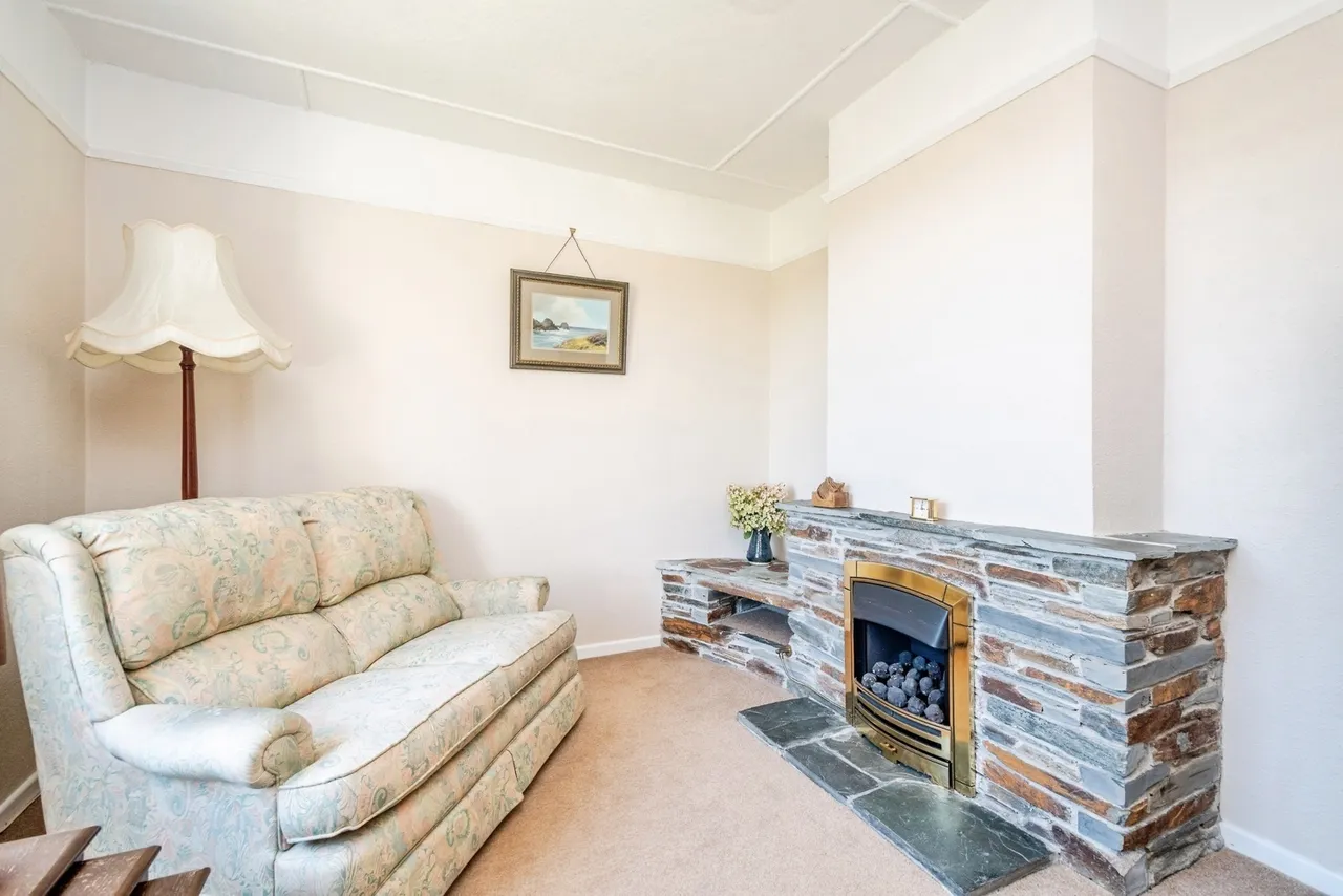 Crease Lane, Tavistock, PL19, photo 2