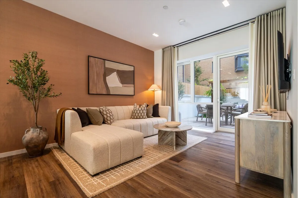 2 bed flat for sale, Portobello Road, London, W10