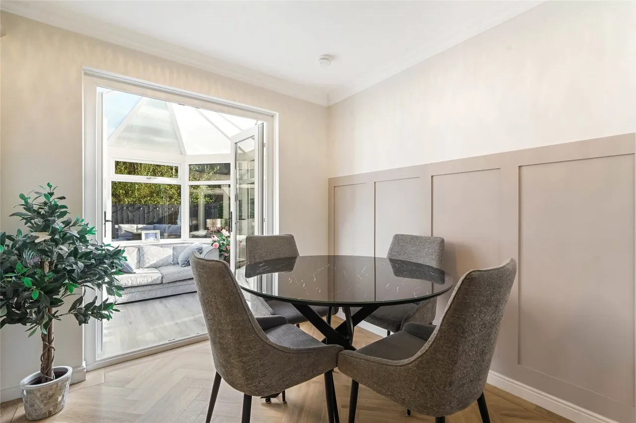 Whiteford Road, Stepps, G33, photo 7