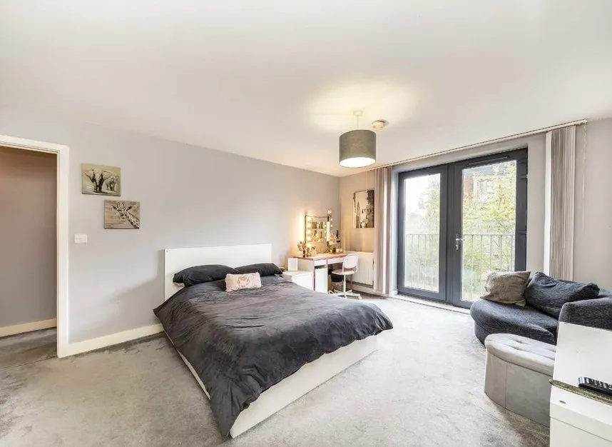 Needleman Close, Colindale, NW9, photo 4