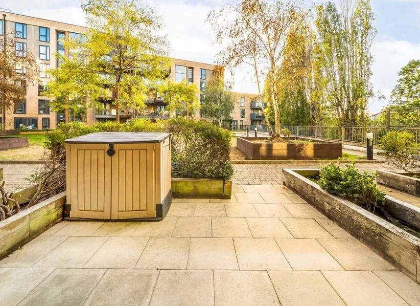 Needleman Close, Colindale, NW9, photo 3