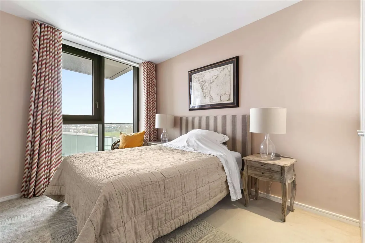 Eastfields Avenue, London, SW18 1GN, photo 10