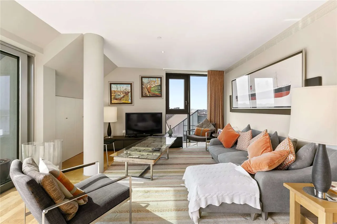 Eastfields Avenue, London, SW18 1GN, photo 6